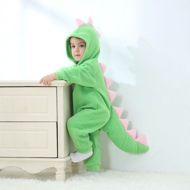 بدلة رومبر للأطفال حديثي الولا - مراجعة Nursery وسعره